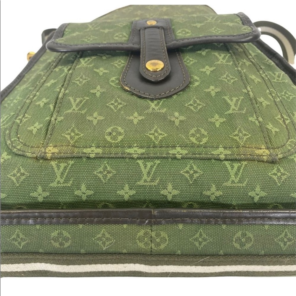 Louis Vuitton Green Monogram Canvas Shoulder Crossbody Bag with Front Pocket - Picture 4 of 14